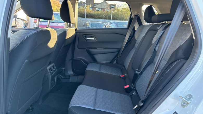 Nissan X-Trail 1.5 MHEV 163 N-Connecta 5dr Xtronic Petrol Station Wagon